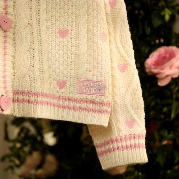 XS/S Taylor Swift "Lover" Cardigan Womens Pink Heart Buttons Valentines Day - Picture 2 of 4